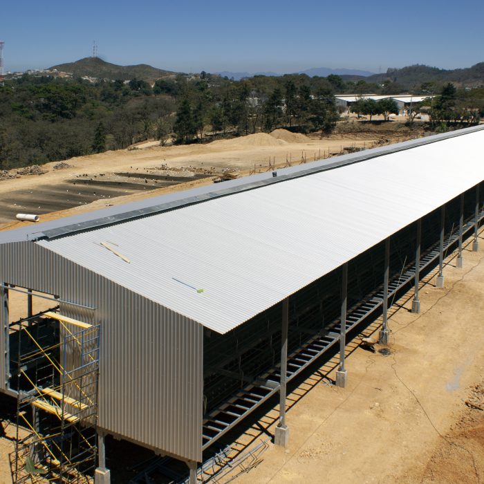 Planta avícola, galponera galvanizada en su totalidad en Guatemala.