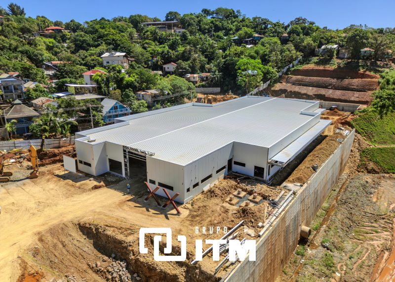 Hospital de Roatán, estructura totalmente Galvanizada por completo